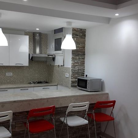 Ain Zaghouan Apart In Front Of Tunis Mall Lac 2 Apartamento Exterior foto
