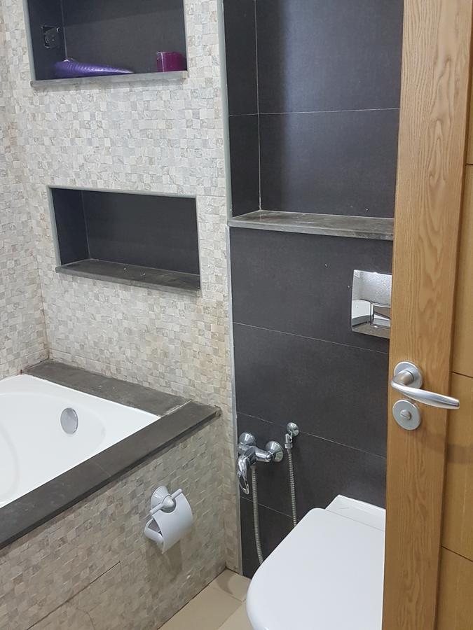 Ain Zaghouan Apart In Front Of Tunis Mall Lac 2 Apartamento Exterior foto